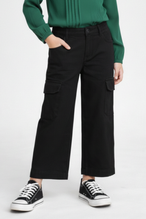 Wide Legs Black Cargo Jeans