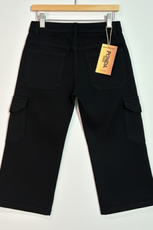 Wide Legs Black Cargo Jeans